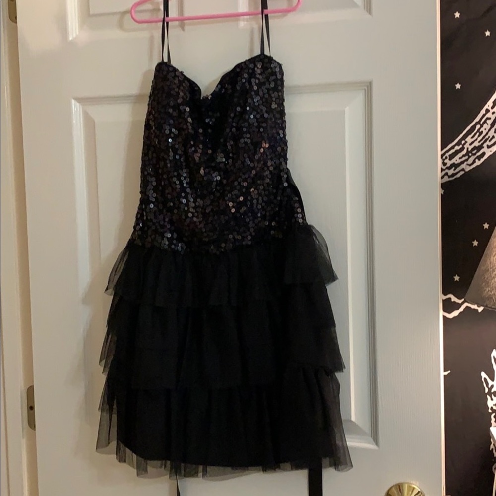 Strapless dress